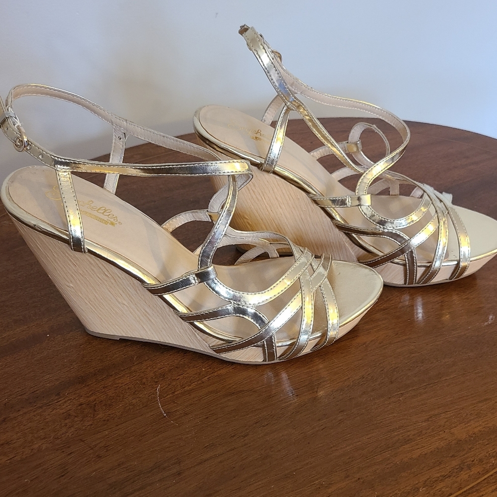 Seychelles strappy sandals